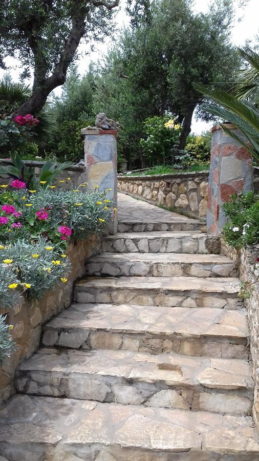 Mila La Villa Kastron  ภายนอก รูปภาพ