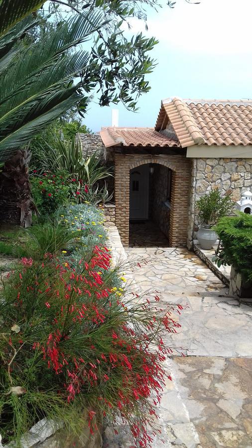 Mila La Villa Kastron  ภายนอก รูปภาพ
